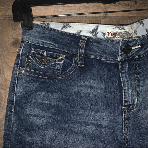 Women’s Junior’s 13 YMI City of Angels Long Knee Length Blue Denim Shorts EXC - Picture 2 of 9